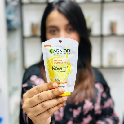 Garnier Bright Complete Vitamin C Facewash