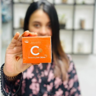 Mestin Vitamin C whitening day Cream