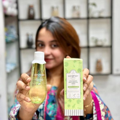 Dot & Key Cica Calming Skin Clarifying Toner with Green Tea & Niacinamide