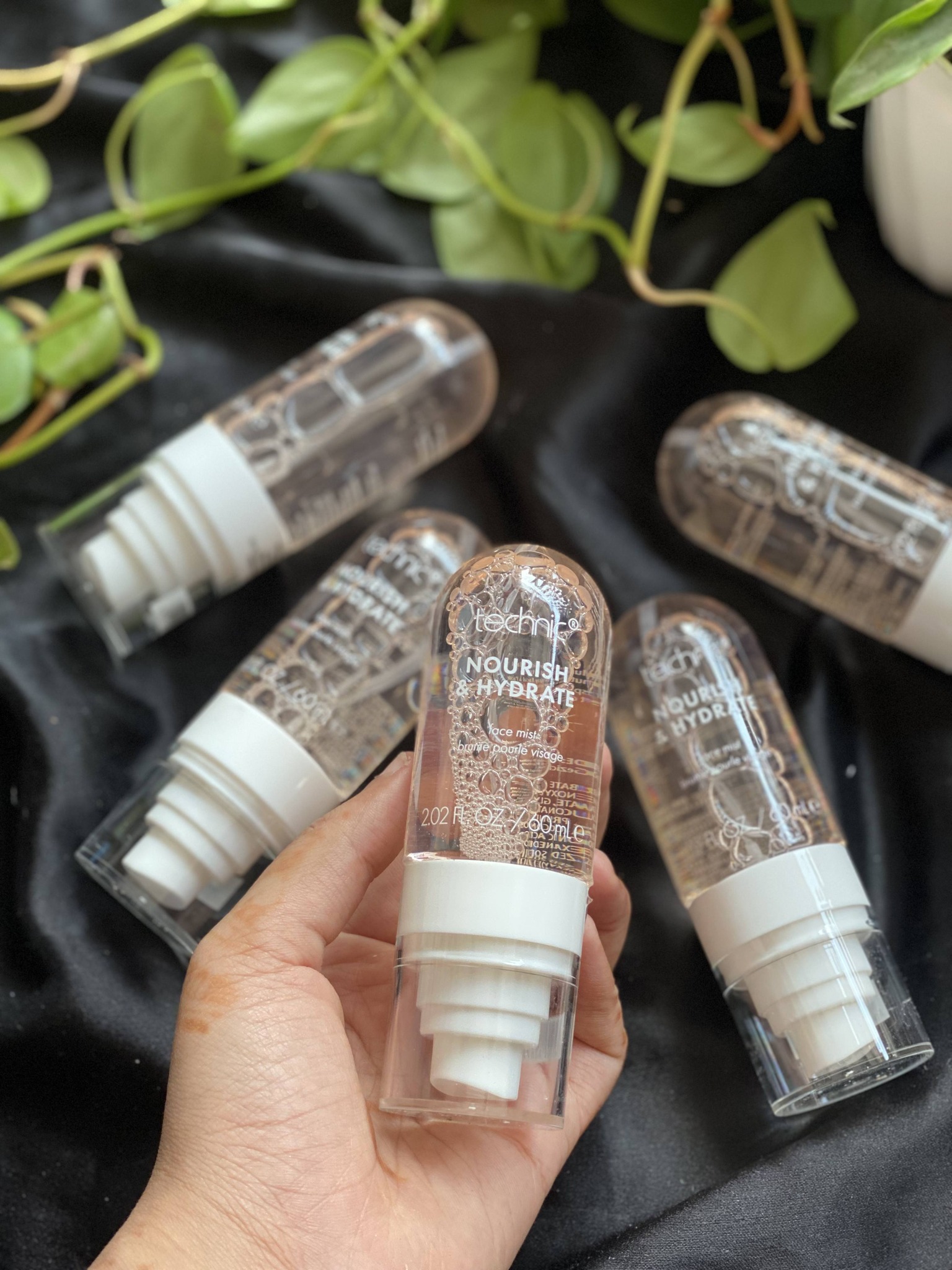 Technic Nourish & Hydrate Face Mist