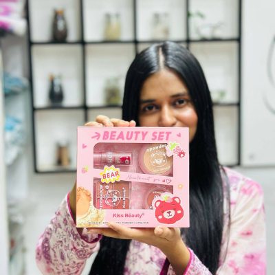Kiss beauty makeup set
