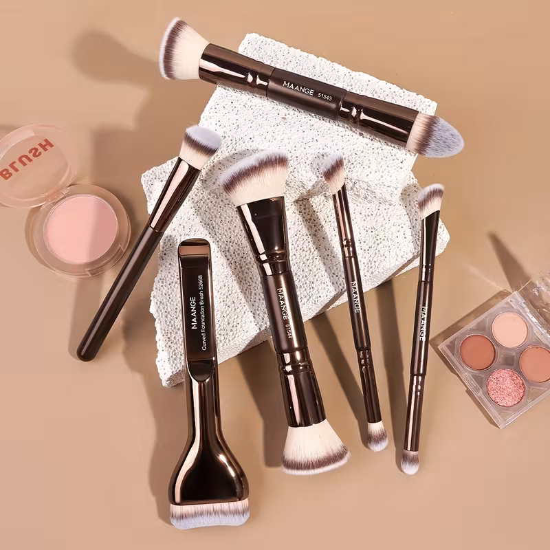 MAANGE 6pcs Face artistry Makeup Brush Set - Image 3